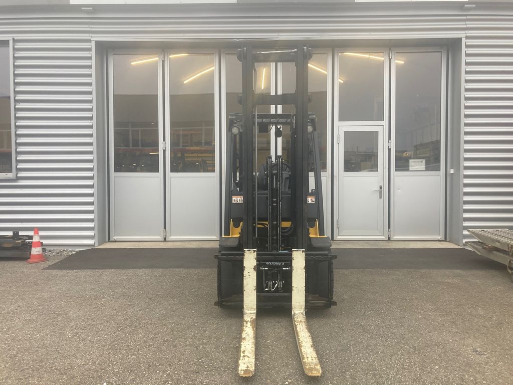 Stapler-Occasion: Yale Frontstapler GDP35VX gebraucht Yale GDP35VX °°° Dieselstapler