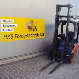 Stapler-Occasion: Linde Frontstapler E15-02 gebraucht Linde E15-02 °°° 3-Rad Elektrostapler