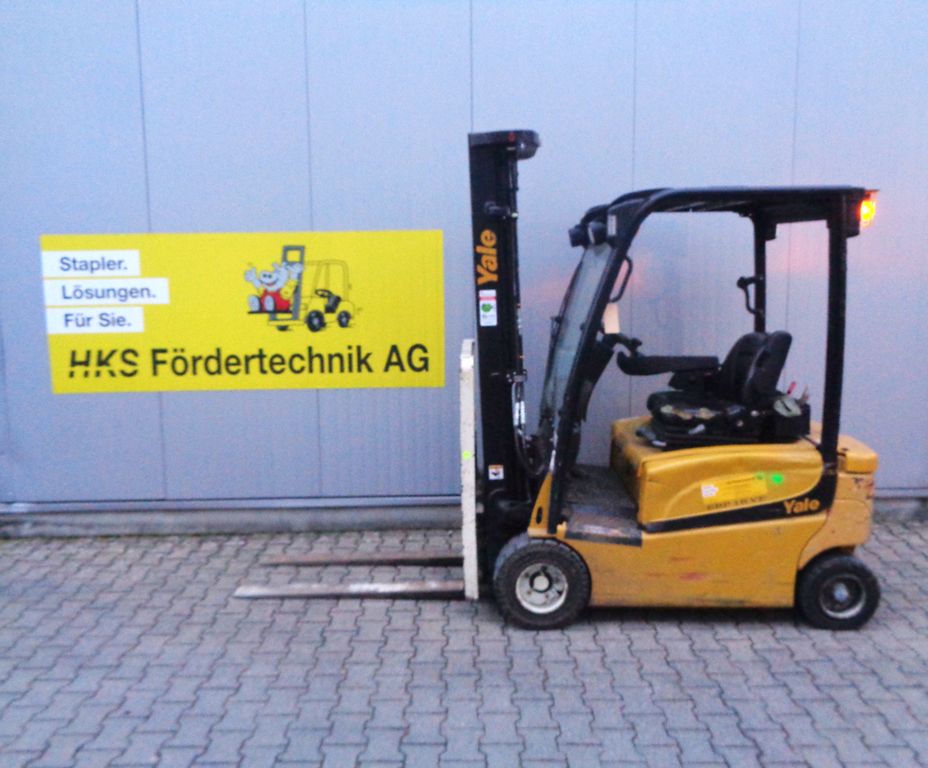 Stapler-Occasion: Yale Frontstapler ERP16VF gebraucht Yale ERP16VF °°° 4-Rad Elektrostapler