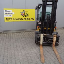 Stapler-Occasion: Yale Frontstapler GDP30VX gebraucht Yale GDP30VX °°° Dieselstapler