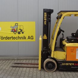 Stapler-Occasion: Hyster Frontstapler E3.0XN MWB gebraucht Hyster E3.0XN MWB °°° 4-Rad Elektrostapler