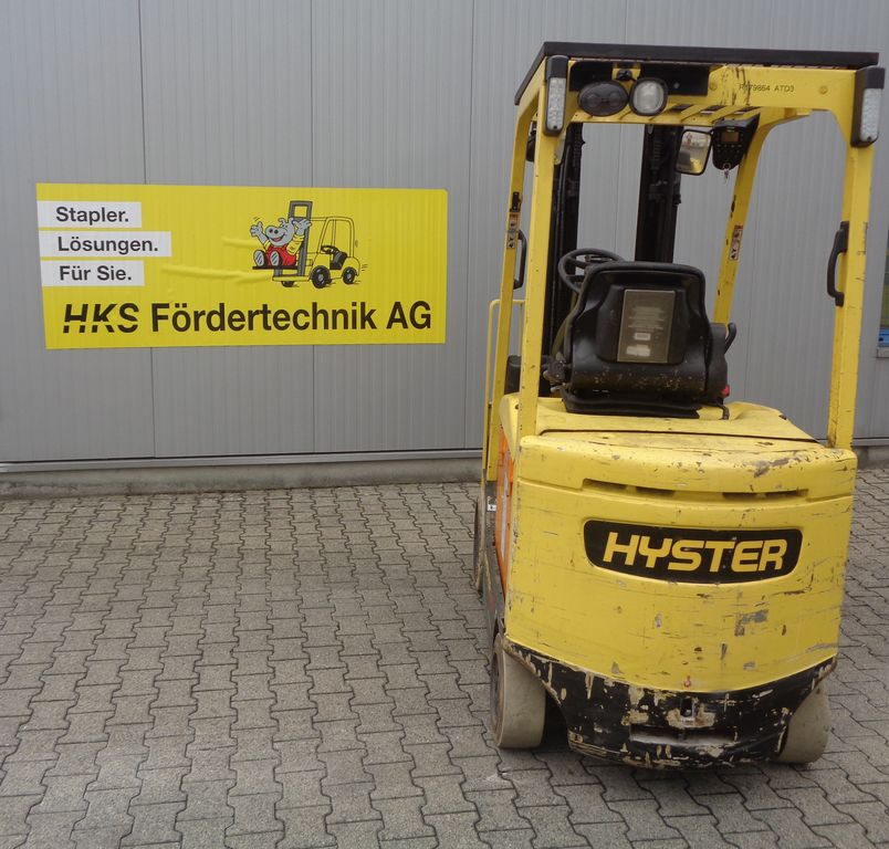 Stapler-Occasion: Hyster Frontstapler E3.0XN MWB gebraucht Hyster E3.0XN MWB °°° 4-Rad Elektrostapler