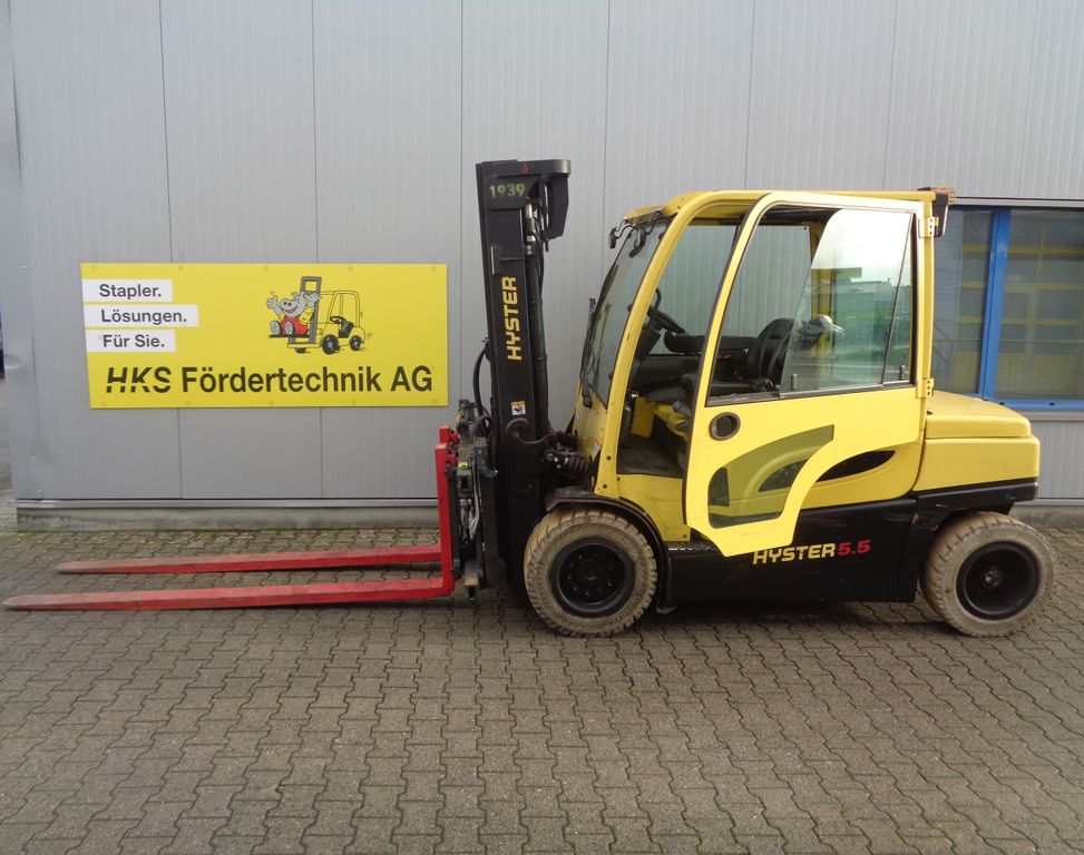 Stapler-Occasion: Hyster Frontstapler J5.5XN6 gebraucht Hyster J5.5XN6 °°° 4-Rad Elektrostapler