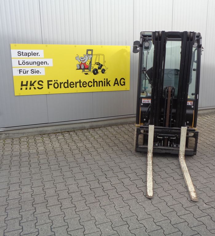 Stapler-Occasion: Yale Frontstapler ERP16VT gebraucht Yale ERP16VT °°° 3-Rad Elektrostapler