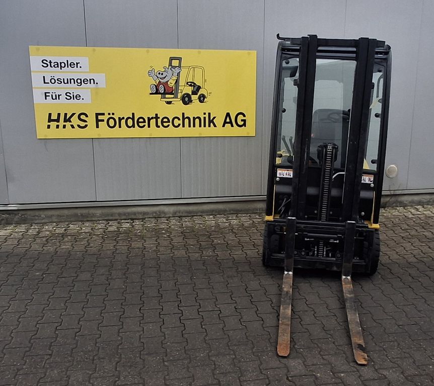 Stapler-Occasion: Yale Frontstapler ERP16VT SWB gebraucht Yale ERP16VT SWB °°° 3-Rad Elektrostapler