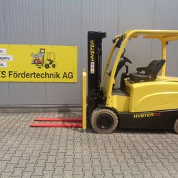 Stapler-Occasion: Hyster Frontstapler J3.5XN Advance gebraucht Hyster J3.5XN Advance °°° 4-Rad Elektrostapler