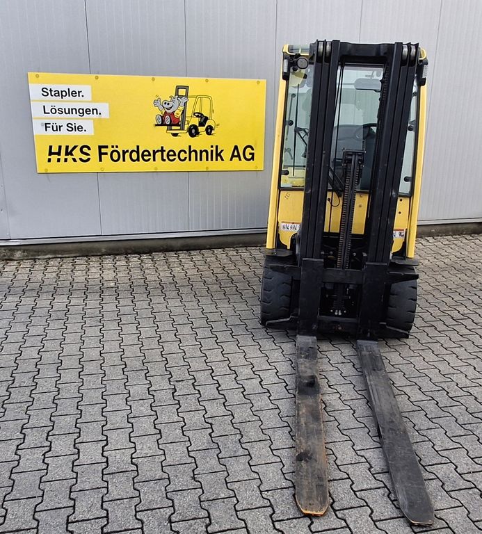 Stapler-Occasion: Hyster Frontstapler J3.0XN Advance gebraucht Hyster J3.0XN Advance °°° 4-Rad Elektrostapler