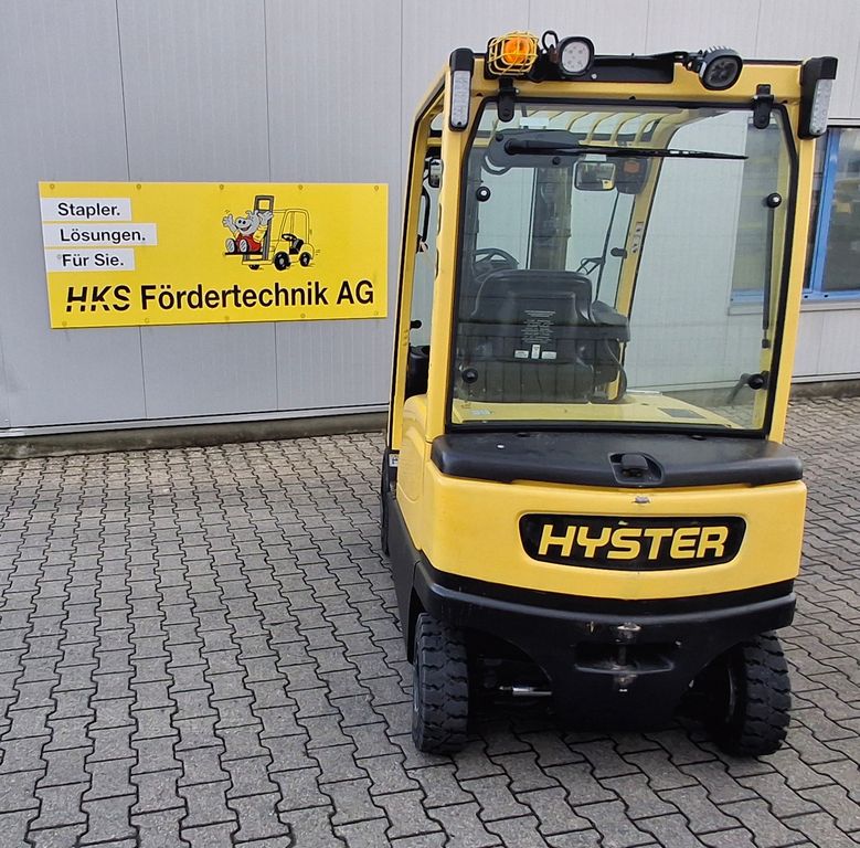 Stapler-Occasion: Hyster Frontstapler J3.0XN Advance gebraucht Hyster J3.0XN Advance °°° 4-Rad Elektrostapler