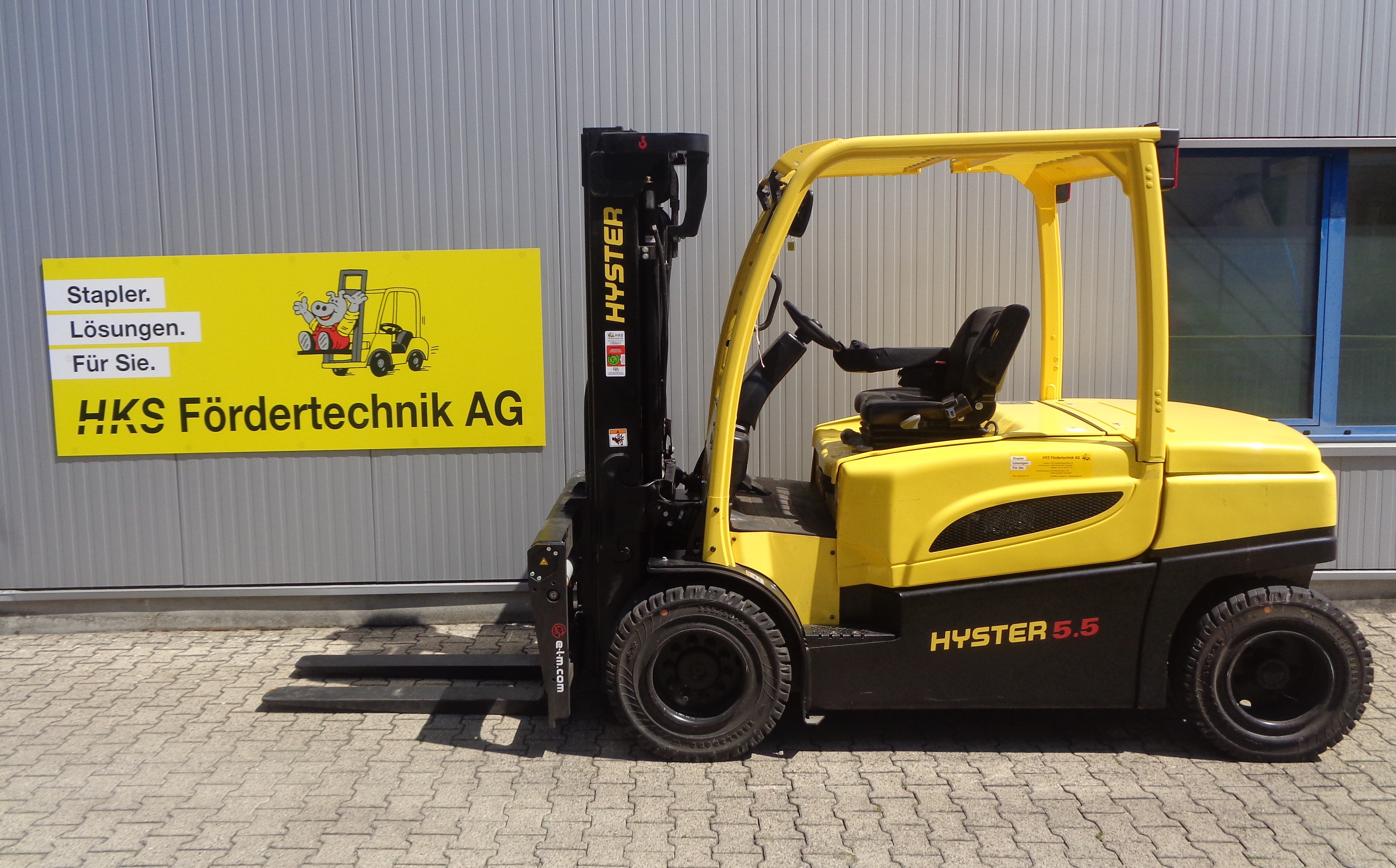 Stapler-Occasion: Hyster Frontstapler J5.5XN6 gebraucht Hyster J5.5XN6 °°° 4-Rad Elektrostapler