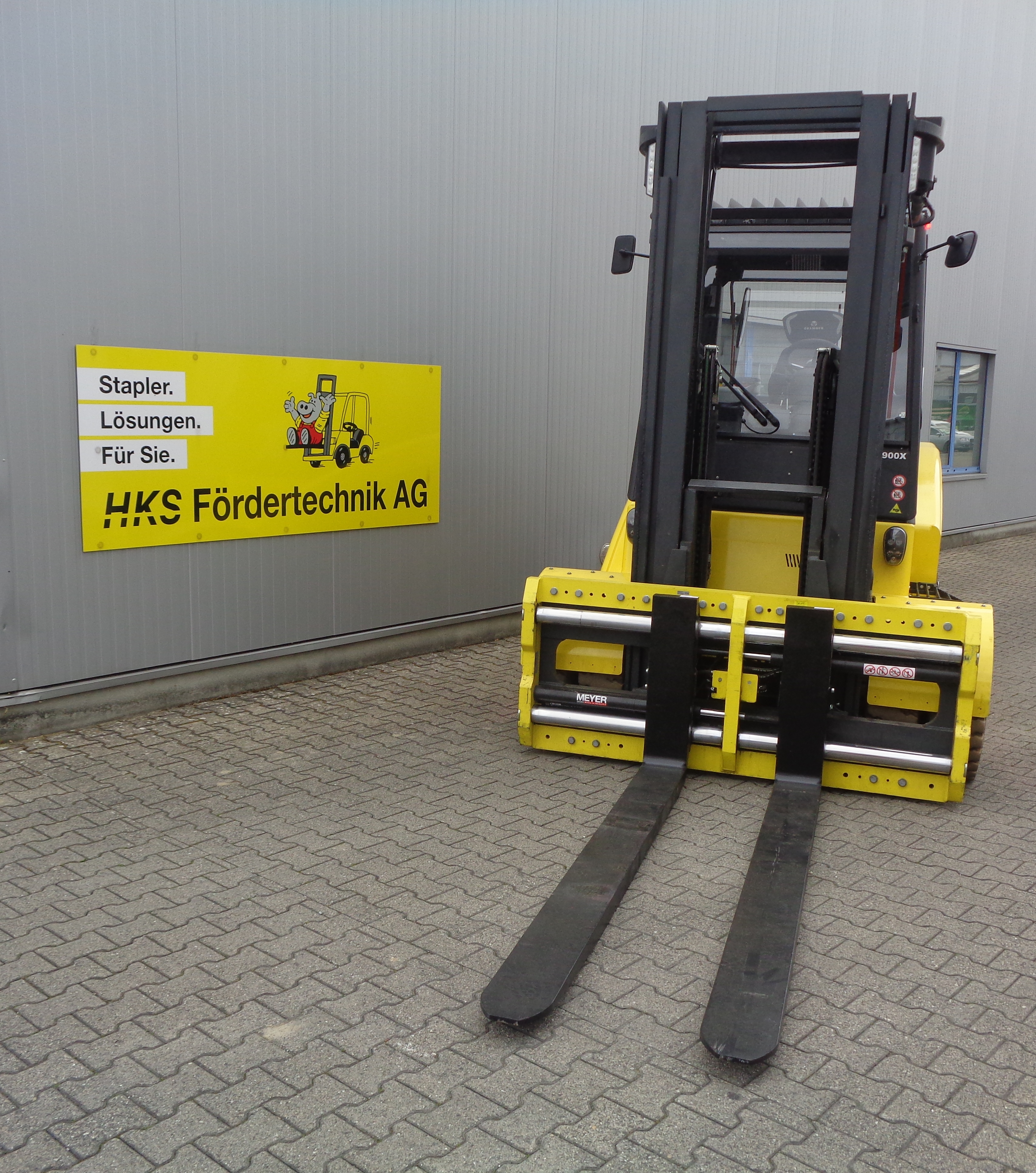 Stapler-Occasion: Carer Frontstapler A80-900X gebraucht Carer A80-900X °°° 4-Rad Elektrostapler