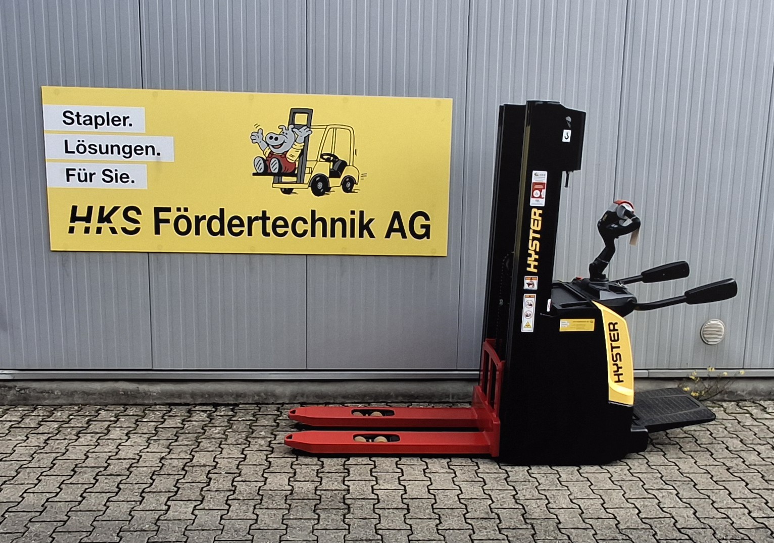 Stapler-Occasion: Hyster Gabelhochhubwagen S1.2S mit Plattform gebraucht Hyster S1.2S mit Plattform °°° Hochhubwagen