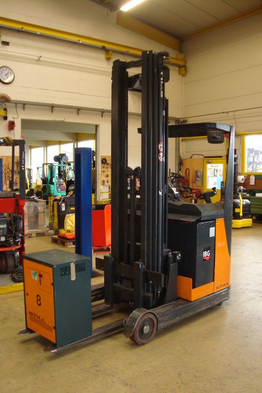 Stapler-Occasion: Still Schubmaststapler FM17 gebraucht Still FM17 °°° Schubmaststapler