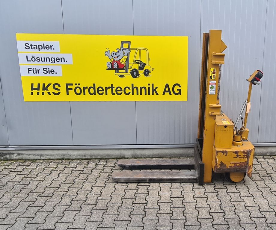 Stapler-Occasion: Baka Gabelhochhubwagen EGV 703000 gebraucht Baka EGV 703000 °°° Hochhubwagen