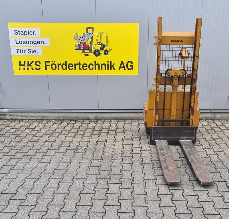 Stapler-Occasion: Baka Gabelhochhubwagen EGV 703000 gebraucht Baka EGV 703000 °°° Hochhubwagen