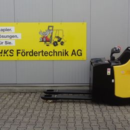 Stapler-Occasion: Hyster Gabelhubwagen P2.5S mit Plattform gebraucht Hyster P2.5S mit Plattform °°° Niederhubwagen