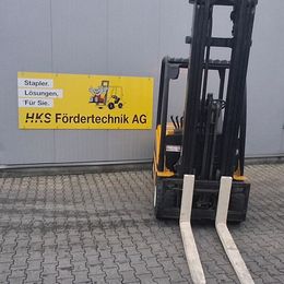 Yale ERP35VL °°° 4-Rad Elektrostapler