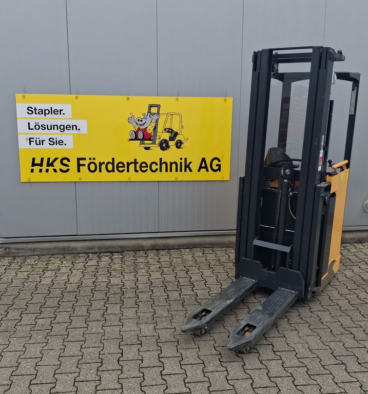 Stapler-Occasion: Abeko Gabelhochhubwagen SWN 1600 TTFY gebraucht Abeko SWN 1600 TTFY °°° Hochhubwagen Sitz