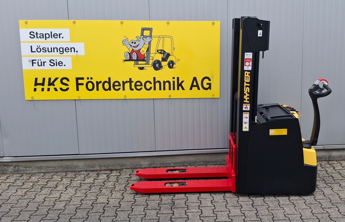 Stapler-Occasion: Hyster Gabelhochhubwagen S1.4AC IL gebraucht Hyster S1.4AC IL °°° Hochhubwagen