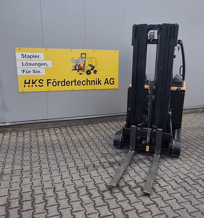 Stapler-Occasion: Yale Schubmaststapler MR20 gebraucht Yale MR20 °°° Schubmaststapler