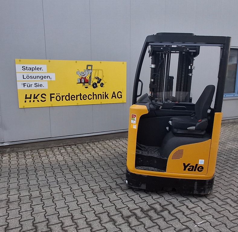 Stapler-Occasion: Yale Schubmaststapler MR20 gebraucht Yale MR20 °°° Schubmaststapler