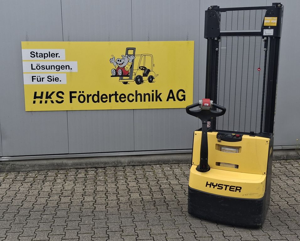 Stapler-Occasion: Hyster Gabelhochhubwagen S2.0AC gebraucht Hyster S2.0AC °°° Hochhubwagen