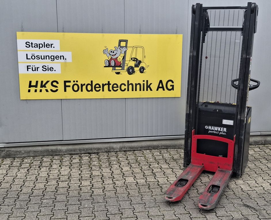 Stapler-Occasion: Hyster Gabelhochhubwagen S2.0AC gebraucht Hyster S2.0AC °°° Hochhubwagen