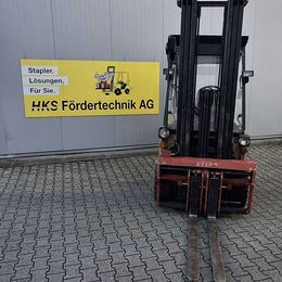 Stapler-Occasion: CAT Lift Trucks Frontstapler EP25 gebraucht CAT Lift Trucks EP25 °°° 4-Rad Elektrostapler