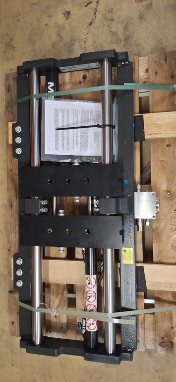 Bolzoni Zinkenverstellgerät mit Seitenschub 6-2505G gebraucht Zinkenverstellgerät mit Seitenschub Bolzoni