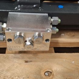 Bolzoni Zinkenverstellgerät mit Seitenschub 6-2505G gebraucht Zinkenverstellgerät mit Seitenschub Bolzoni