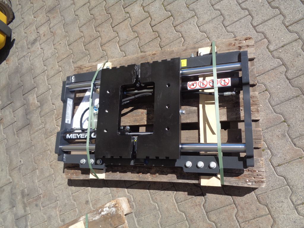 Meyer Zinkenverstellgerät mit Seitenschub 6-2506A-a gebraucht Zinkenverstellgerät mit Seitenschub Meyer