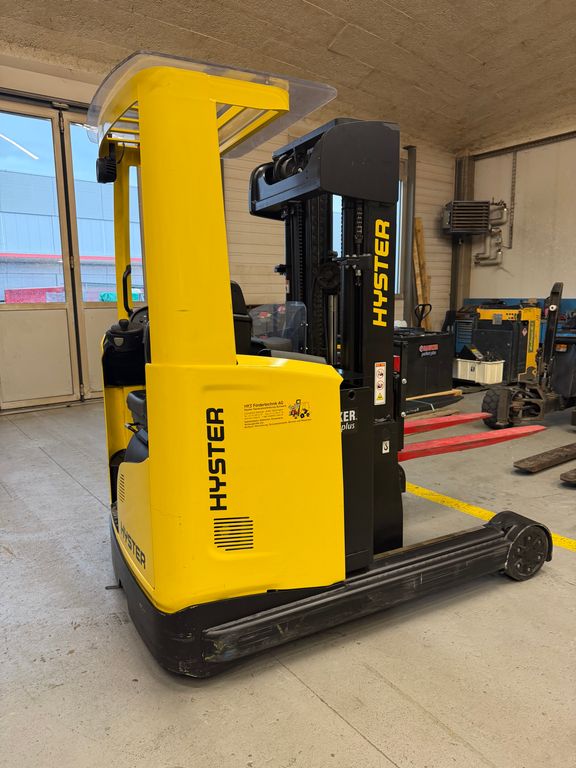 Stapler-Occasion: Hyster Schubmaststapler R2.5 gebraucht Hyster R2.5 °°° Schubmaststapler