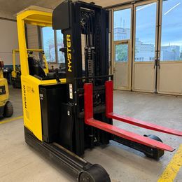 Stapler-Occasion: Hyster Schubmaststapler R2.5 gebraucht Hyster R2.5 °°° Schubmaststapler