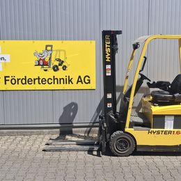 Stapler-Occasion: Hyster Frontstapler J1.60XMT gebraucht Hyster J1.60XMT °°° 3-Rad Elektrostapler