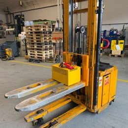 Stapler-Occasion: Vestergaard Gabelhochhubwagen C12i-FFTL mit Initialhub gebraucht Vestergaard C12i-FFTL mit Initialhub °°° Hochhubwagen