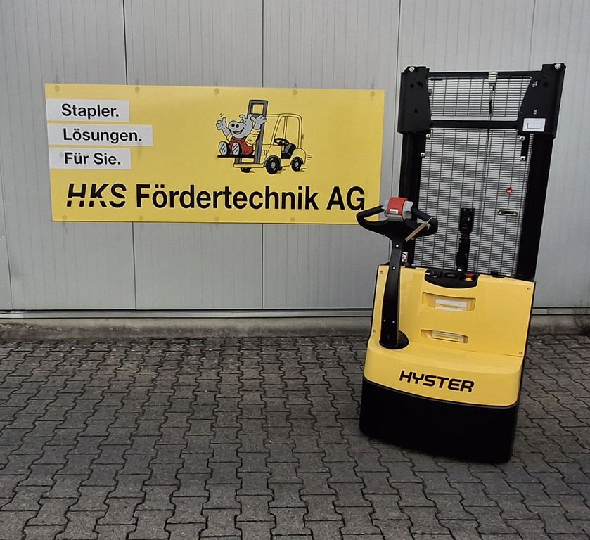 Stapler-Occasion: Hyster Gabelhochhubwagen S1.2 gebraucht Hyster S1.2 °°° Hochhubwagen