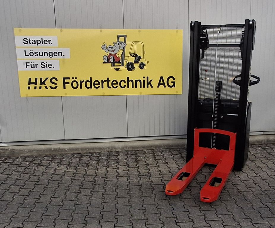 Stapler-Occasion: Hyster Gabelhochhubwagen S1.2 gebraucht Hyster S1.2 °°° Hochhubwagen