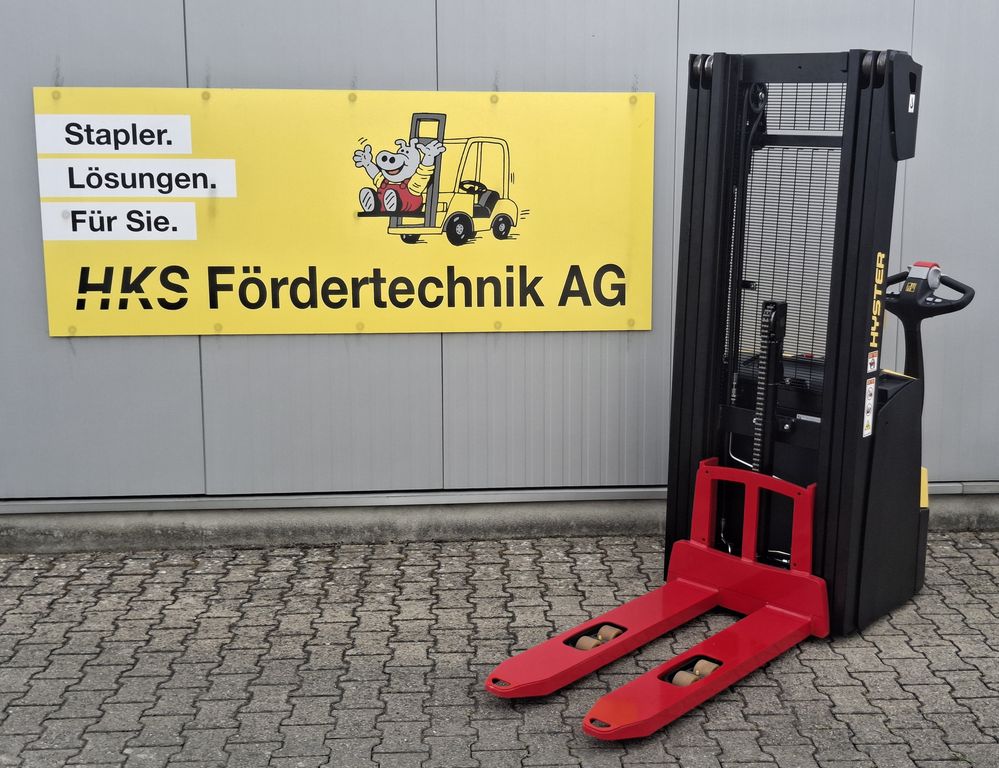 Stapler-Occasion: Hyster Gabelhochhubwagen S1.4 gebraucht Hyster S1.4 °°° Hochhubwagen