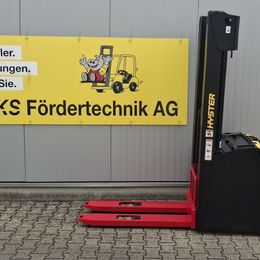 Stapler-Occasion: Hyster Gabelhochhubwagen S1.4 IL gebraucht Hyster S1.4 IL °°° Hochhubwagen