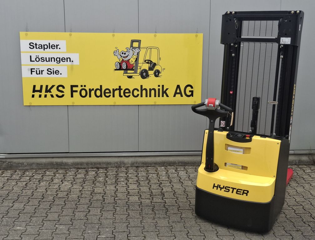 Stapler-Occasion: Hyster Gabelhochhubwagen S1.4 IL gebraucht Hyster S1.4 IL °°° Hochhubwagen