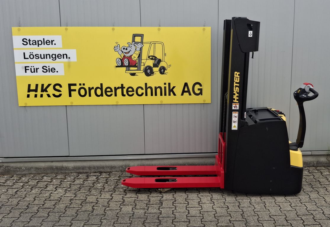 Stapler-Occasion: Hyster Gabelhochhubwagen S1.6 IL gebraucht Hyster S1.6 IL °°° Hochhubwagen