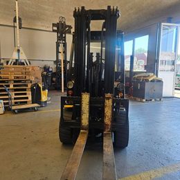 Yale GDP 30 VX °°° Dieselstapler