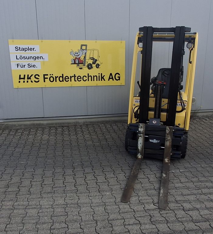 Stapler-Occasion: Hyster Frontstapler J1.6XNT MWB gebraucht Hyster J1.6XNT MWB °°° 3-Rad Elektrostapler