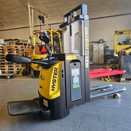 Stapler-Occasion: Hyster Gabelhochhubwagen S2.0SD gebraucht Hyster S2.0SD °°° Hochhubwagen