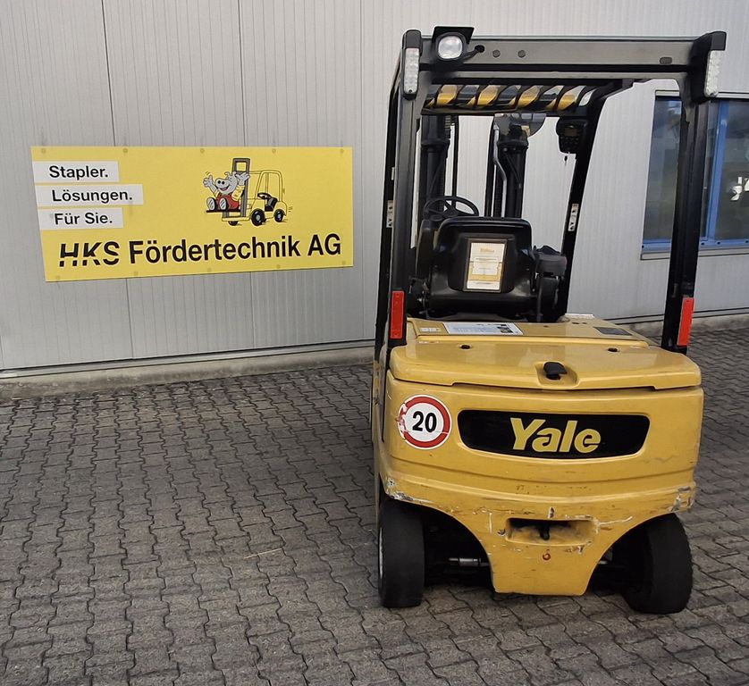 Stapler-Occasion: Yale Frontstapler ERP30VL gebraucht Yale ERP30VL °°° 4-Rad Elektrostapler