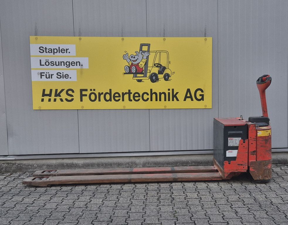 Stapler-Occasion: Linde Gabelhubwagen T30 gebraucht Linde T30 °°° Niederhubwagen