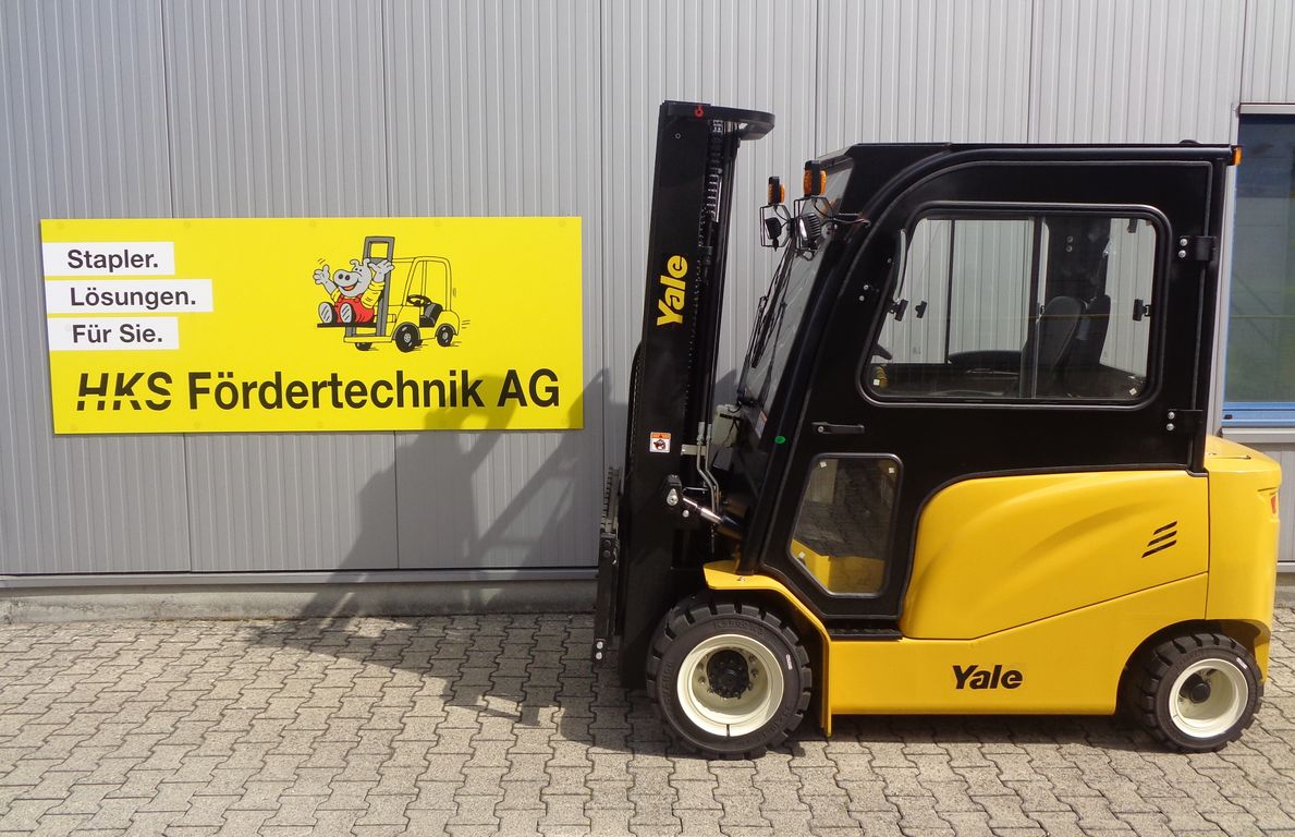 Stapler-Occasion: Yale Frontstapler ERP35UX gebraucht Yale ERP35UX °°° 4-Rad Elektrostapler