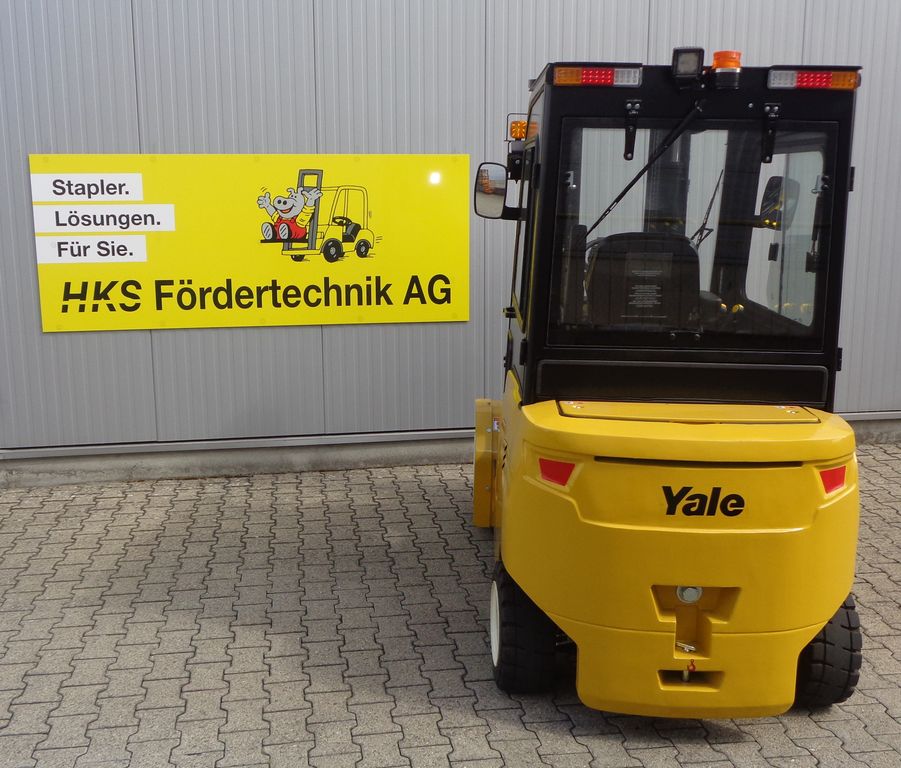 Stapler-Occasion: Yale Frontstapler ERP35UX gebraucht Yale ERP35UX °°° 4-Rad Elektrostapler